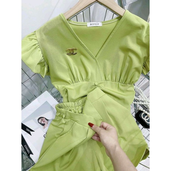 Sét áo bèo màu xanh bơ mix quần sooc cạp cao