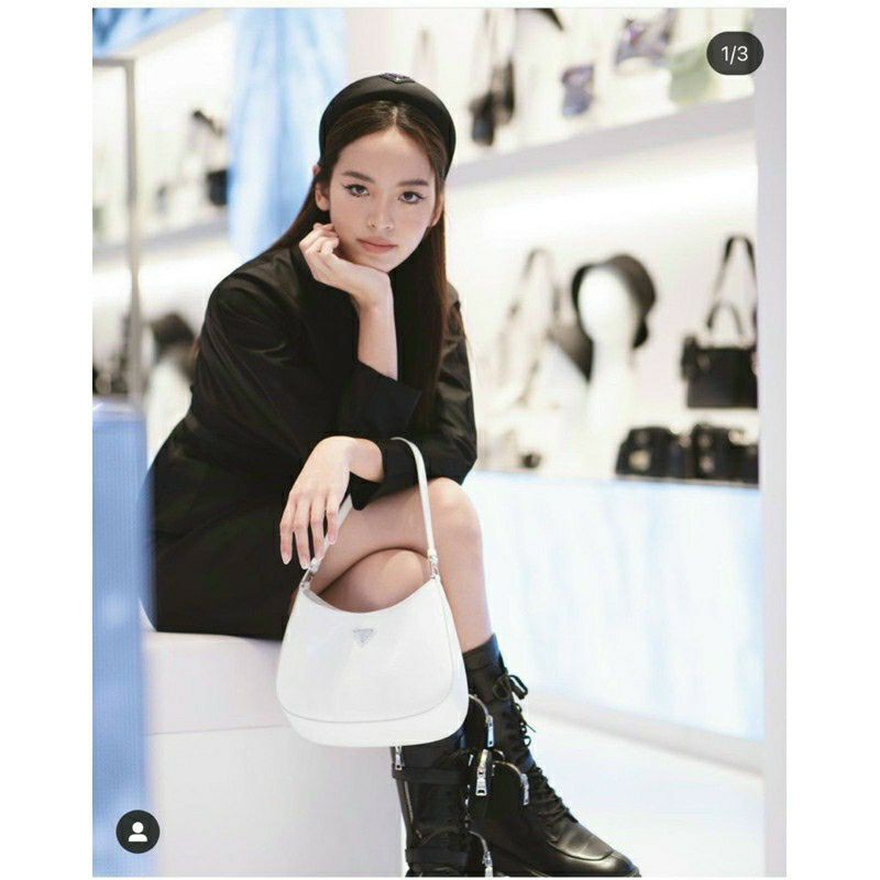 Túi kẹp nách prađa Phạm Băng Băng da trơn bóng fullbox