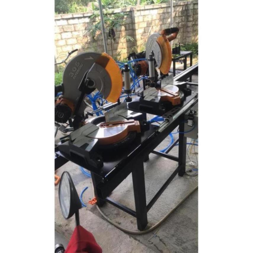 Máy cắt nhôm hai đầu 305 lên dàn