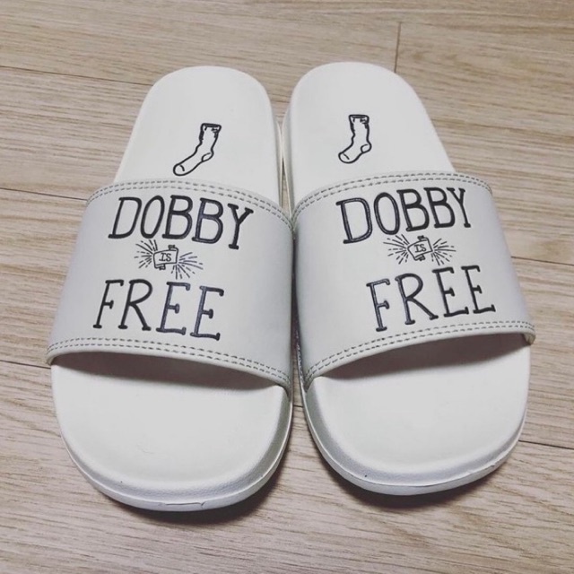 Có sẵn - Dép SPAO DOBBY IS FREE