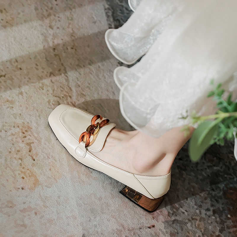 Giày loafer da mềm họa tiết dây móc trendy