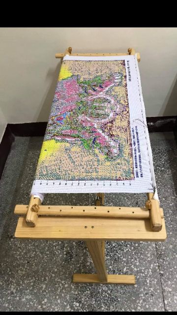 Khung thêu kiểu truyền thống