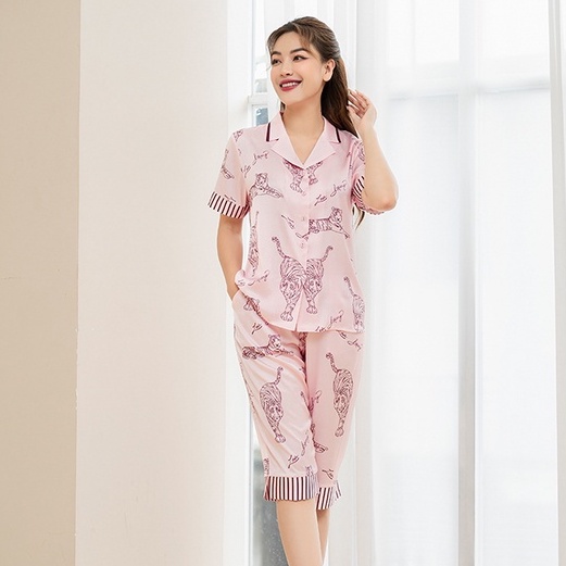 Bộ ngủ satin ZAM Luxury - SLA76 - áo ngắn tay quần lửng hoạ tiết