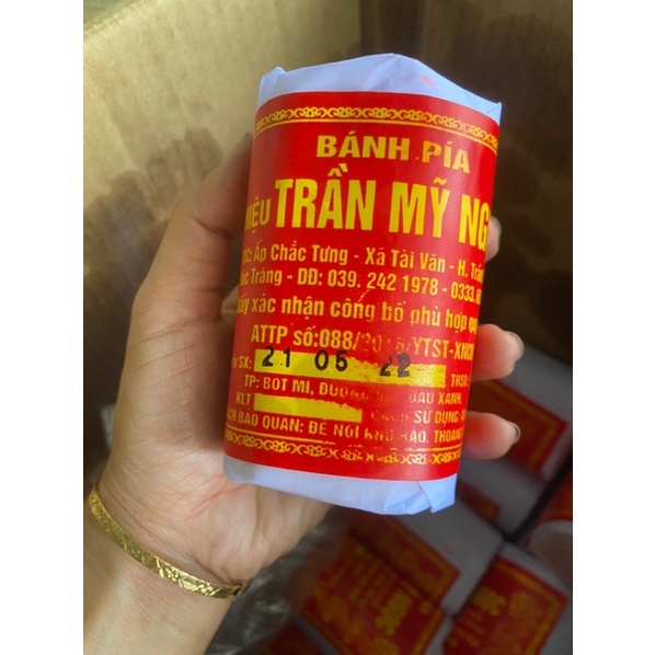 Bánh pía gói giấy hương vị xưa Trần Mỹ Ngọc nhân đậu xanh sầu riêng trứng muối 250gr/cây 4cái