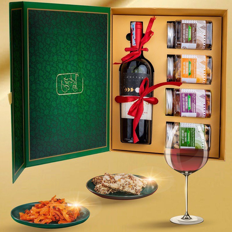 Hộp quà Tết Tâm Giao Nonglamfood cao cấp gồm rượt vang, hoa quả sấy, hạt dinh dưỡng tặng gia đình, cơ quan | BigBuy360 - bigbuy360.vn