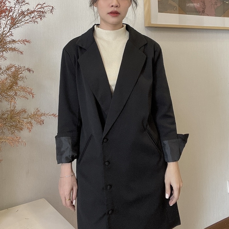 Blazer cài lệch phong cách Hàn Quốc