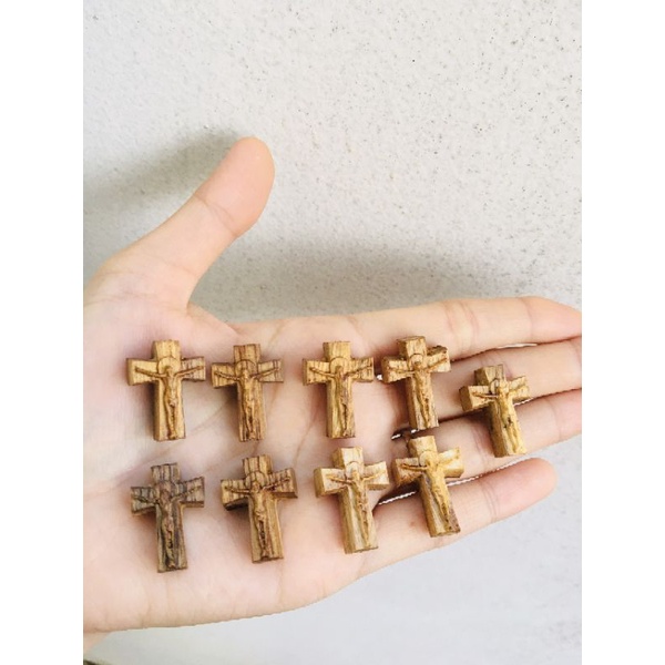Thánh Giá Trầm Hương Tốcdùng mix vòng tay,làm mặt dây chuyền,...
