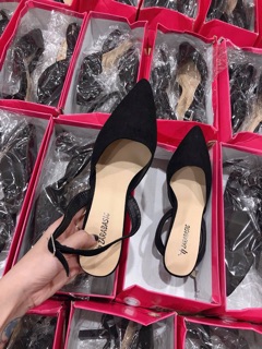 Giày mũi nhọn zara
