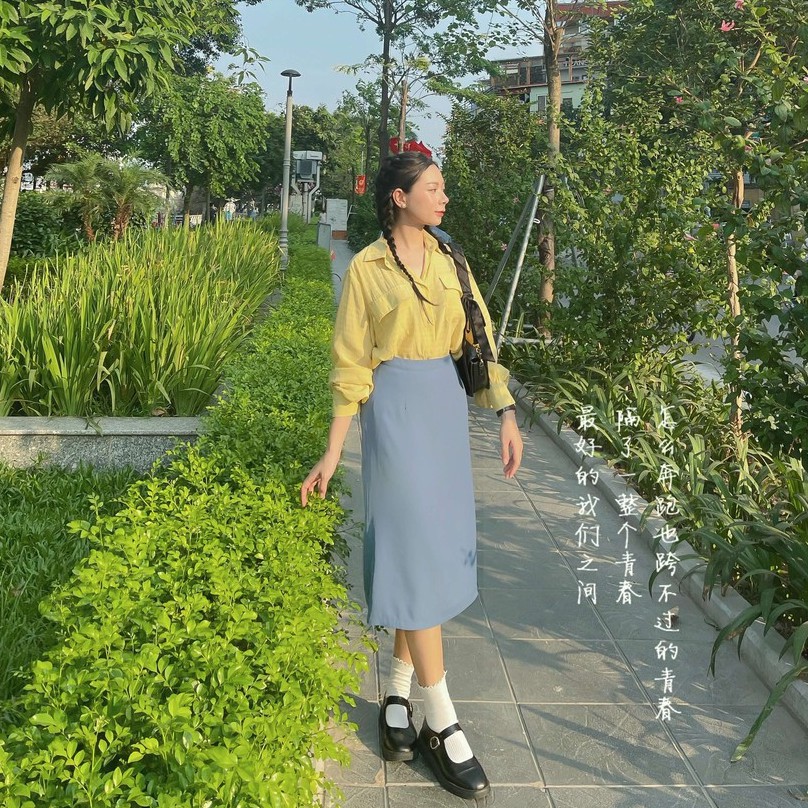 Chân váy dáng chữ A, dài qua gối lưng cao xẻ sau màu trơn đủ size, phong cách công sở ulzzang Hàn Quốc T-Ju(cv Sao Linh) | BigBuy360 - bigbuy360.vn