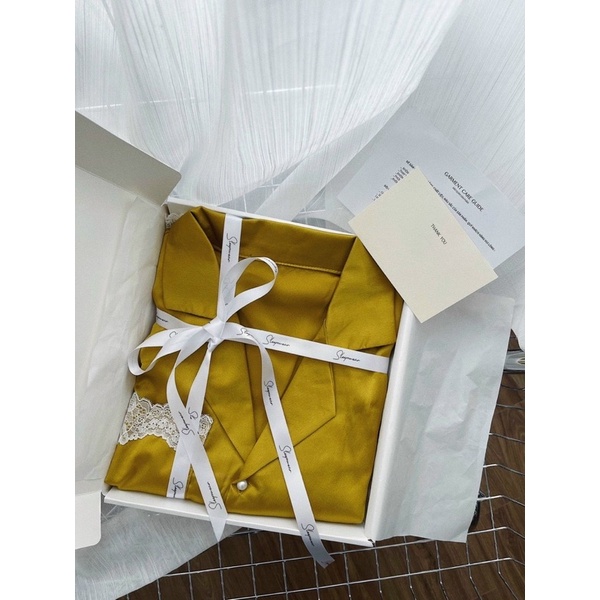 Set bộ lụa pha ren khuy ngọc tặng kèm hộp