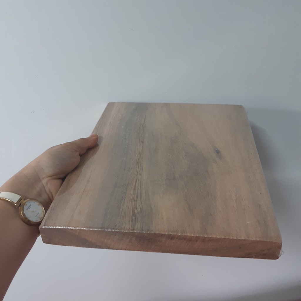 Thớt gỗ Lim kích thước dài 30.5cm rộng 23cm dày 2.8cm