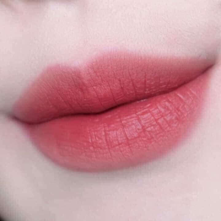 Shu Uemura- Son kem Matte Supreme Lip Color M BR 01 Vỏ Trắng