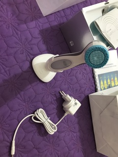 Máy rửa mặt Lumispa Nuskin chính hãng