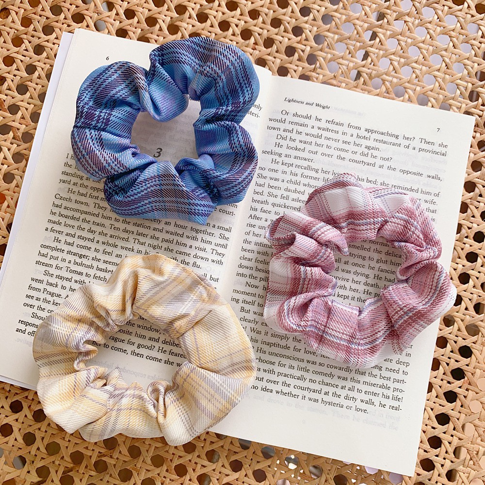 Scrunchies Thun Cột Tóc Vải Caro Tone Pastel Dịu Dàng Hot Trend