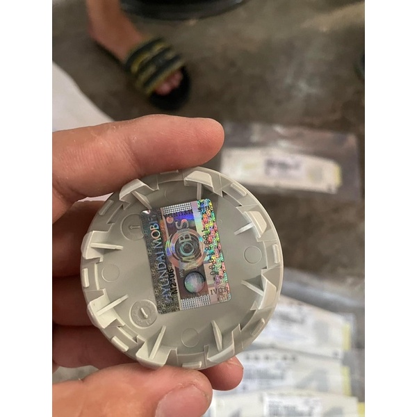 Logo Mâm Kia KN Kiểu Mới Chính Hãng