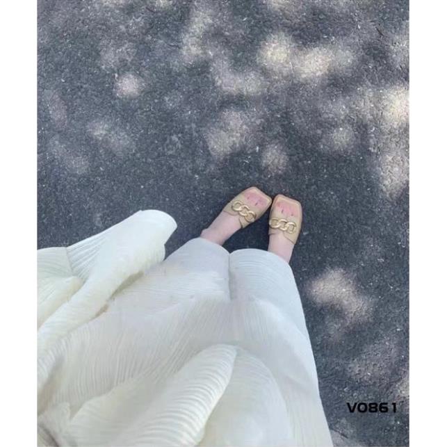 VÁY SUÔNG MÀU KEM SÁT NÁCH ĐUÔI CÁ VÂN SÓNG DÁNG DÀI CHO NỮ