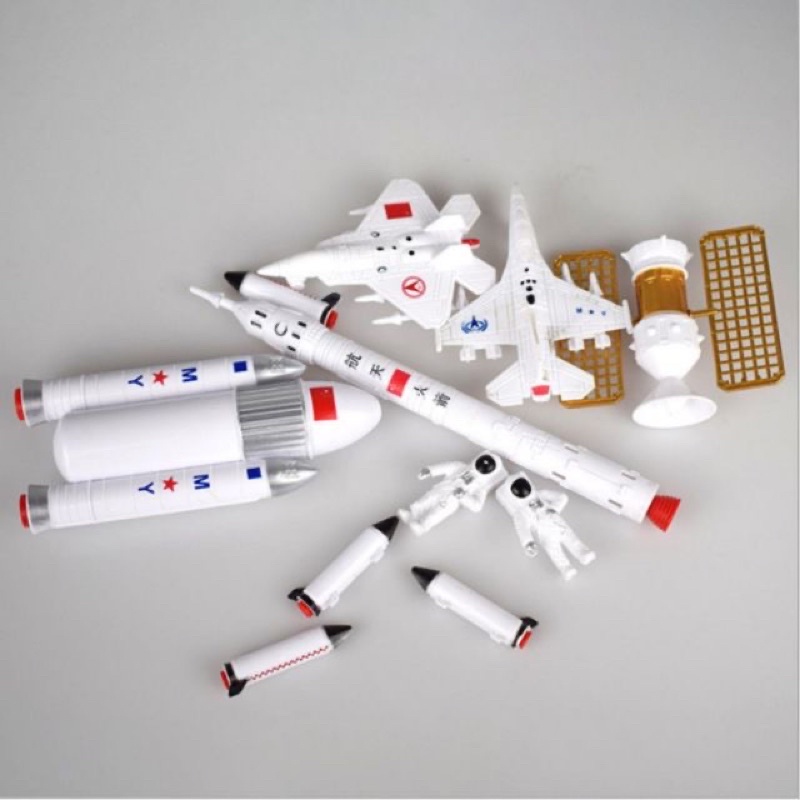 Phụ kiện trang trí bánh tàu vũ trụ