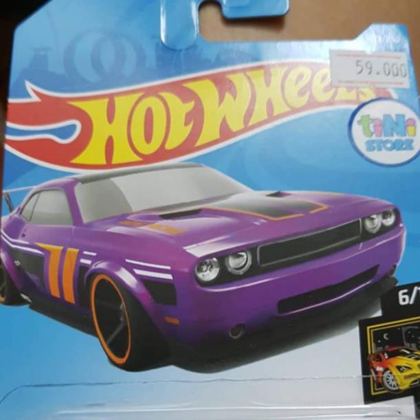 Xe Hotwheels Dodge Challenger Drift Car