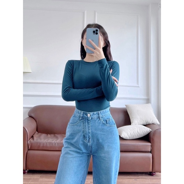 Áo cổ tròn tay dài ôm body