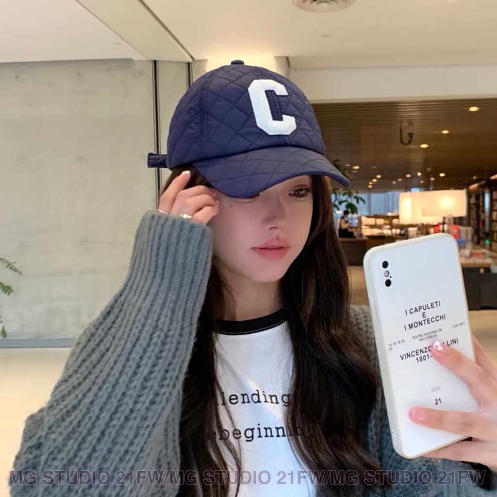 Nón kết MG STUDIO họa tiết thêu chữ C hỗ trợ giữ ấm áp có 4 màu sắc tuỳ chọn