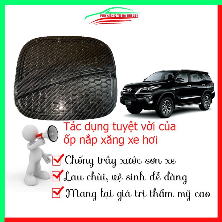 Ốp nắp xăng Fortuner 2017 2018 2019 2020 vân cacbon bảo vệ chống trầy trang trí ô tô