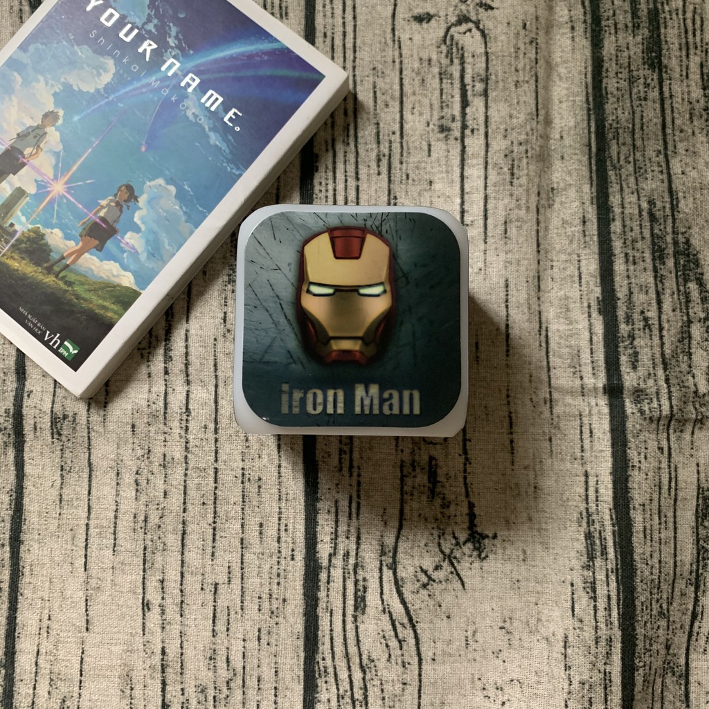 Đồng Hồ Báo Thức Để Bàn Marvel Avengers Có Đèn Led