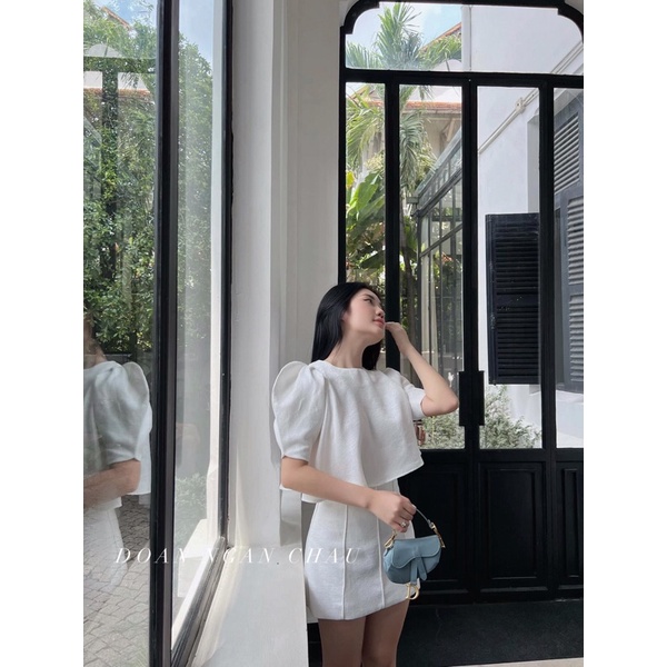 Set áo croptop tay phồng + Chân váy