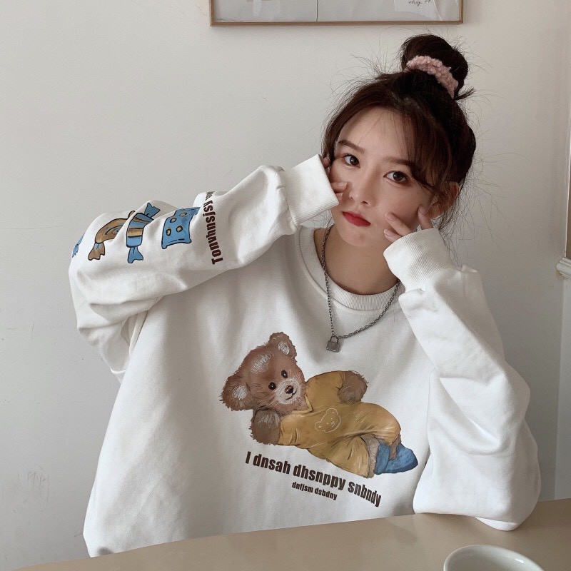 Áo sweater nam nữ form rộng in gấu dễ thương - 4young mall