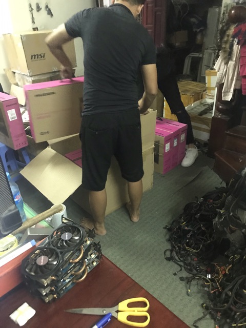 Màn Hình Hugon 24ich mã Q24 new box cong full viền 75hz bh 6 tháng | BigBuy360 - bigbuy360.vn