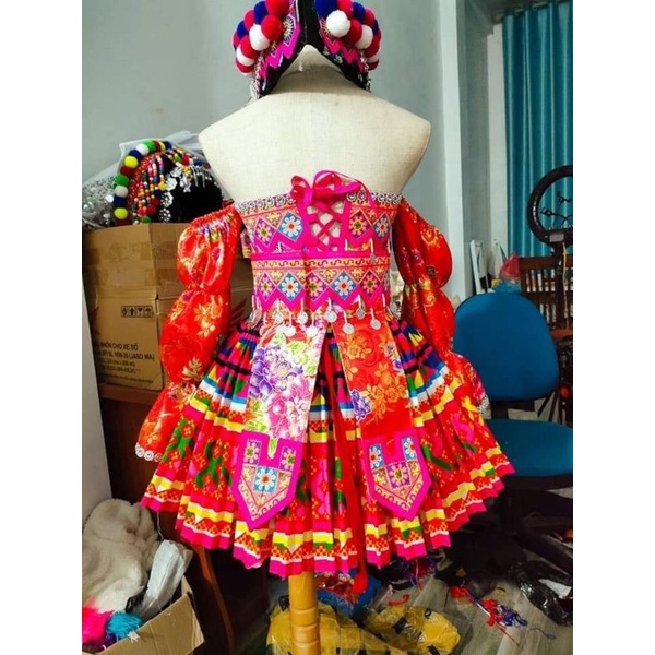 Trang phục hmong - hàng thiết kế - đặt may - chất liệu đẹp xuất sắc - may sắc nét từng đường kim mũi chỉ