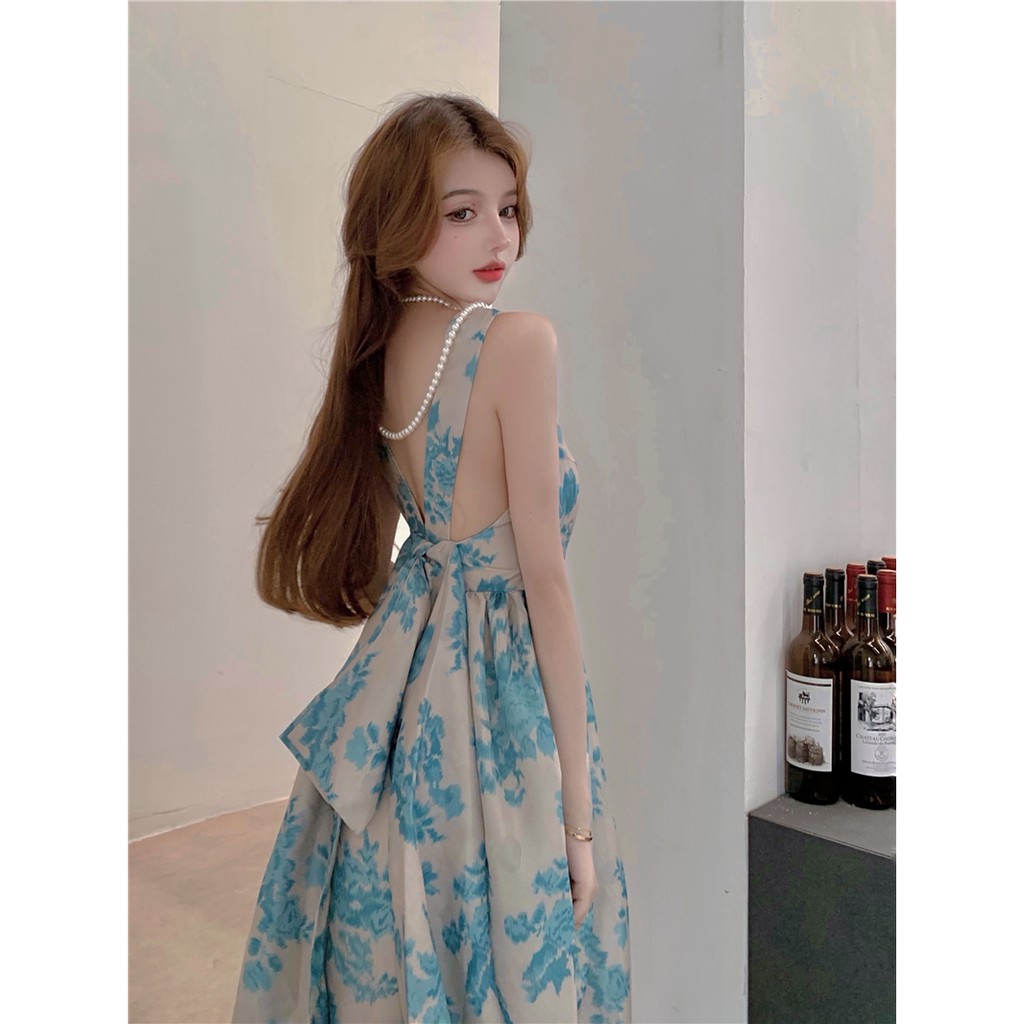 Đầm hoa hở lưng đính nơ lớn và chuỗi ngọc trắng tiểu thư xinh đẹp (có hình thật)