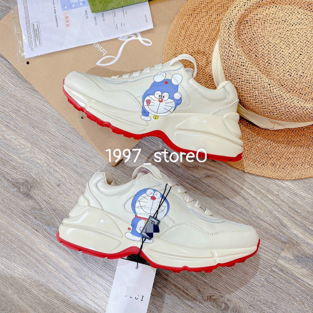 giày thể thao GC chunky hình doremon kem be cao cấp mới