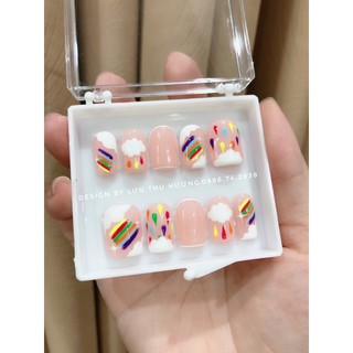 Nailbox - móng úp tay Cầu Vồng
