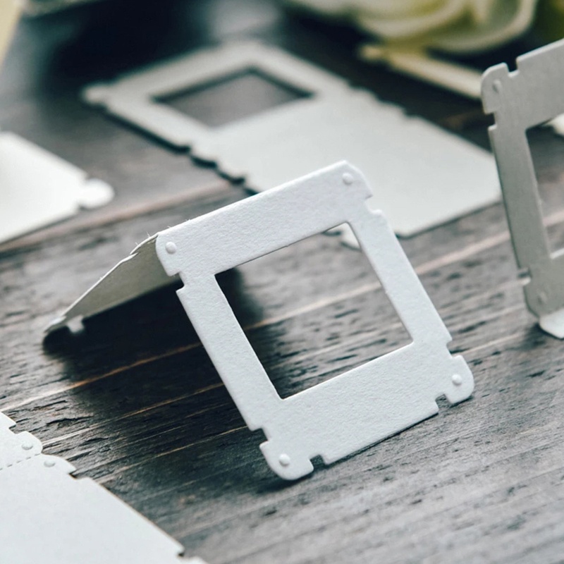 Khuôn Cắt Giấy Kim Loại Mẫu Lớn Và Nhỏ