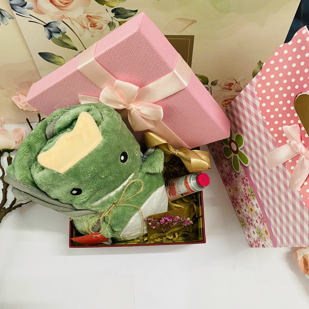 hộp quà sinh nhật,hộp đựng quà {happy gift} quà tặng đồng nghiệp, bạn gái,crush,người thân ý nghĩa
