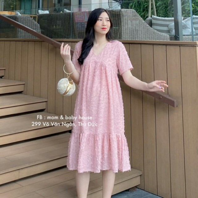 Váy Bầu Ren Cao Cấp Cổ Tim Đuôi Cá Đẹp Sang Chảnh