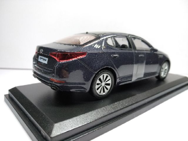 Mô hình ô tô Kia Optima