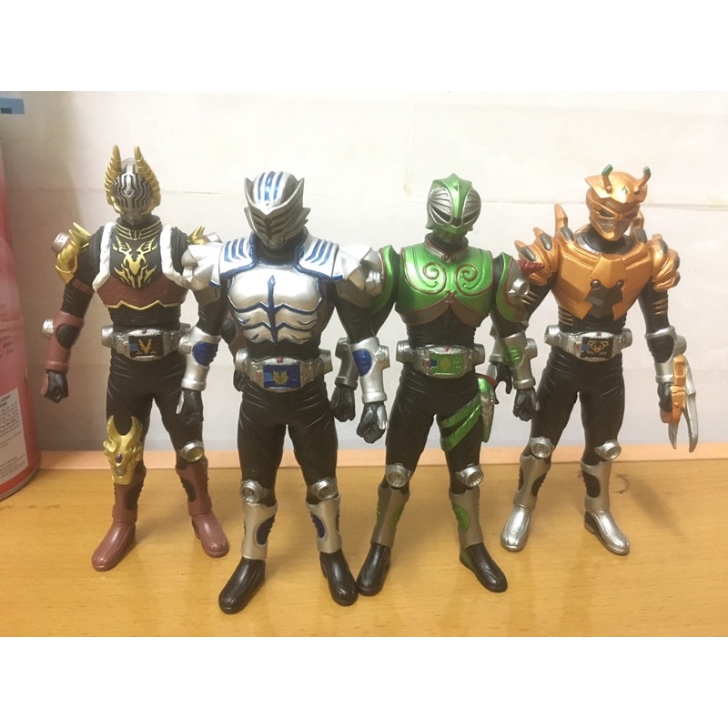Đồ chơi Soft vinyl Mô hình nhựa dẻo siêu nhân phi long Hiệp sĩ mặt nạ Kamen rider Ryuki Dragon Knight