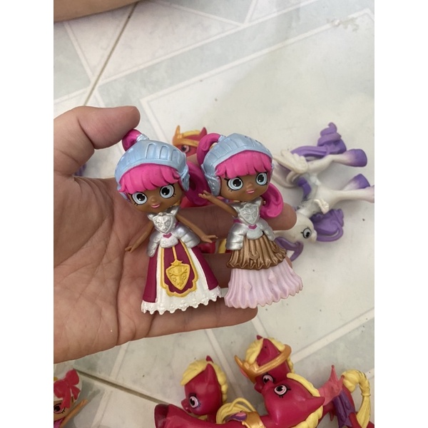 Búp Bê Shopkins hoàng gia Royal kèm 4 phụ kiện