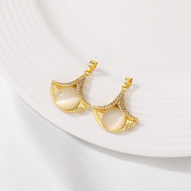 Mặt Dây Chuyền Hình Cỏ Bốn Lá Bằng Đồng 14K 18K