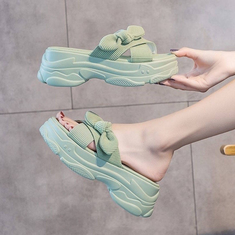 Dép Sandal Mùa Hè Đế Dày Phong Cách Mới Dễ Phối Đồ Cho Nữ