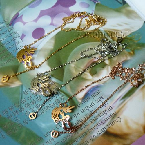 Dây chuyền mặt nạ DE499