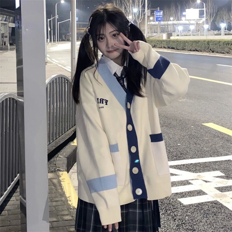 Áo khoác len cardigan thêu chữ dáng rộng phong cách Hàn quốc KL16