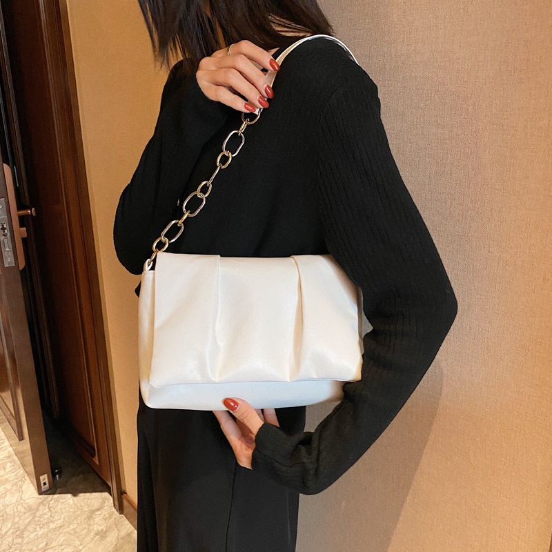 Túi đeo một bên vai hình đám mây cỡ nhỏ thời trang