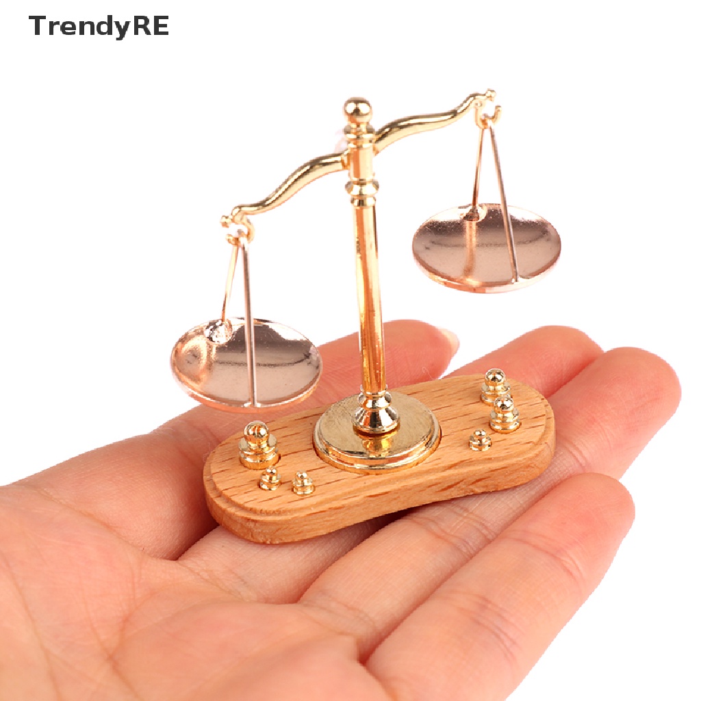Cân Điện Tử Mini Tỉ Lệ 1 / 12 Dùng Để Trang Trí Nhà Búp Bê