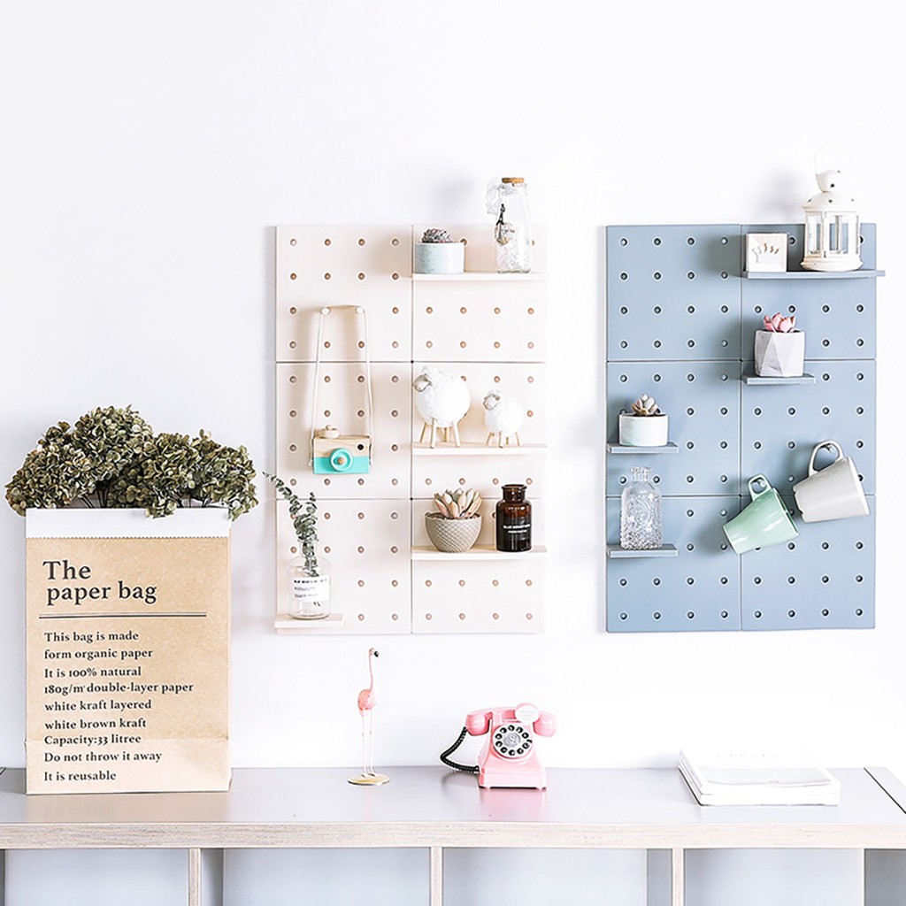 Bảng Pegboard dùng để treo dụng cụ và trang trí tường