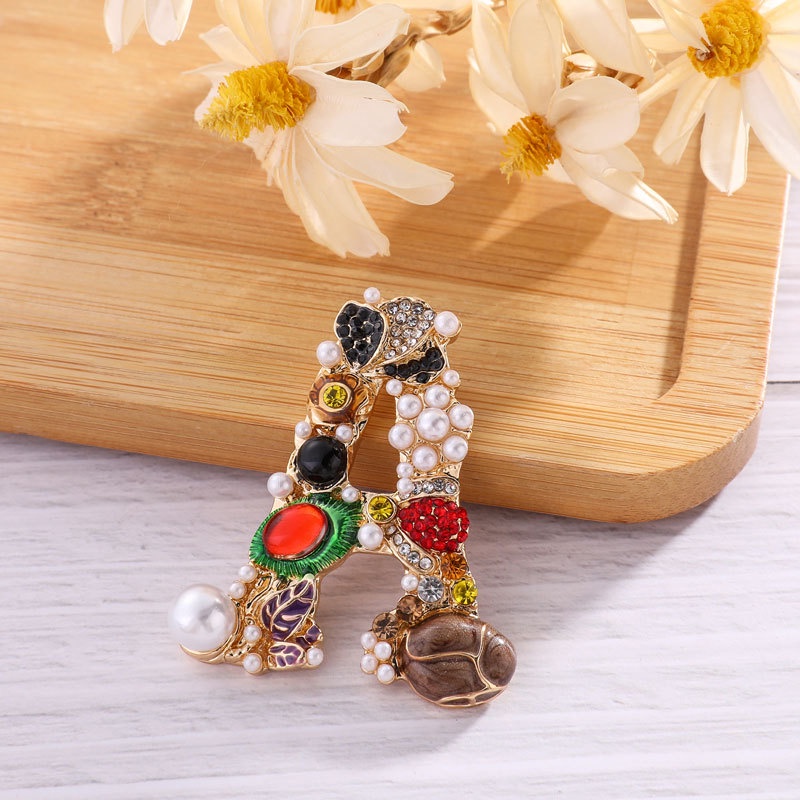 Ghim Cài Áo Hình Chữ Cái Đính Đá Và Ngọc Trai Nhân Tạo Sang Trọng