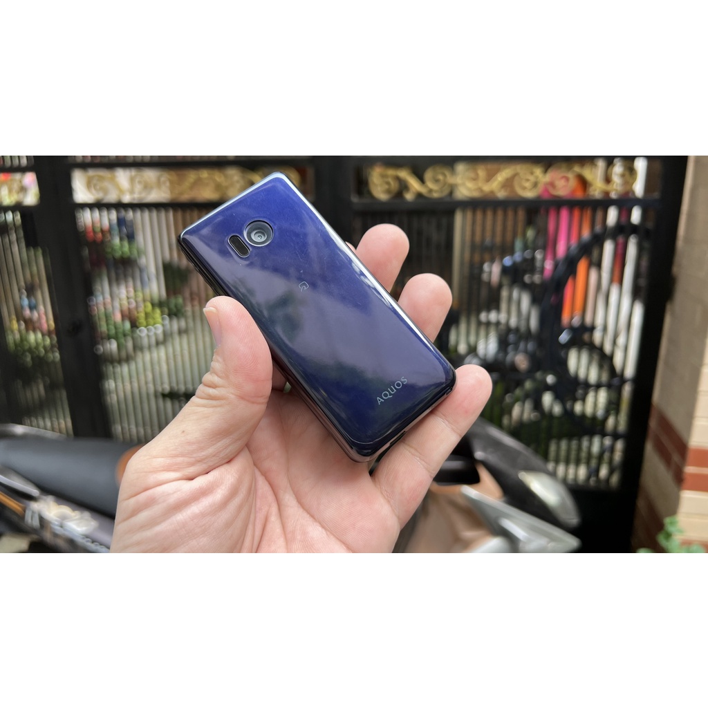 Điện thoại Sharp Sh-01J quốc tế