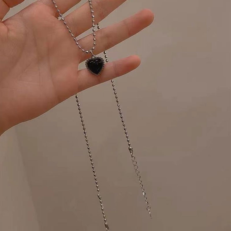 Dây chuyền chuỗi hạt mặt hình trái tim màu đen phong cách cổ điển dễ phối đồ thời trang dành cho nữ