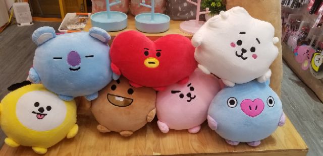 Gối ôm BT21 Pompong Plus Cushion Pillow